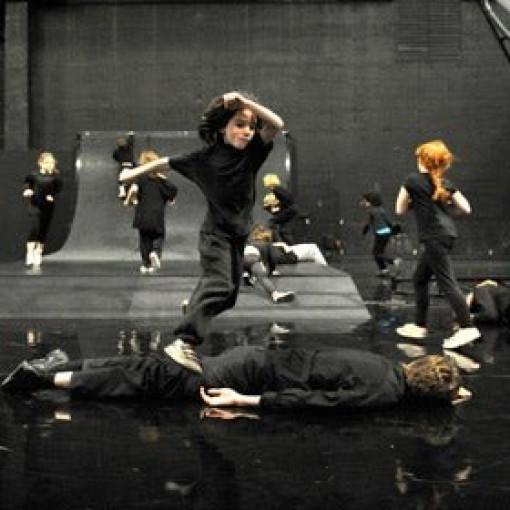 Boris Charmatz Musee de la Dance - enfant Boris Charmatz Musee de la Dance - enfant